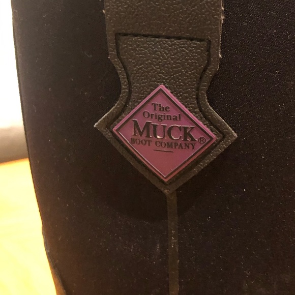 Muck Boots Sz 6 - Picture 3 of 9
